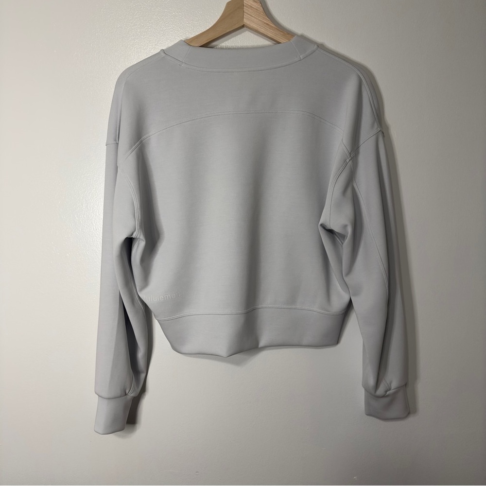 NWOT Lululemon Perfectly Oversized Cropped Crew *Softstreme - Picture 9 of 11